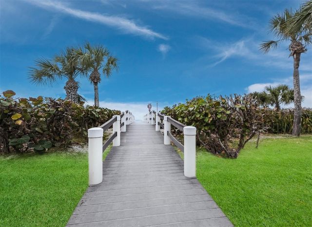 1075 GULF OF MEXICO DRIVE 205, Longboat Key, FL 34228