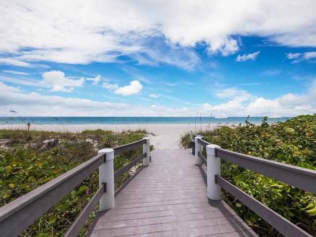 1075 GULF OF MEXICO DRIVE 205, Longboat Key, FL 34228