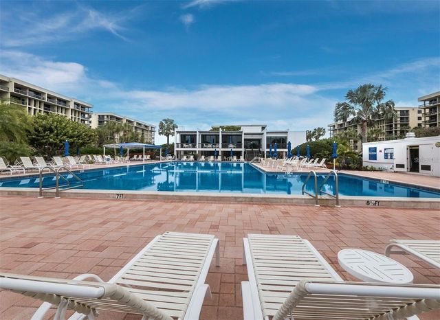 1075 GULF OF MEXICO DRIVE 205, Longboat Key, FL 34228
