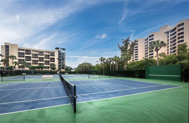1075 GULF OF MEXICO DRIVE 205, Longboat Key, FL 34228