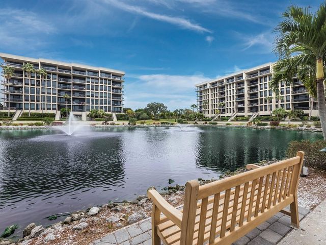 1075 GULF OF MEXICO DRIVE 205, Longboat Key, FL 34228