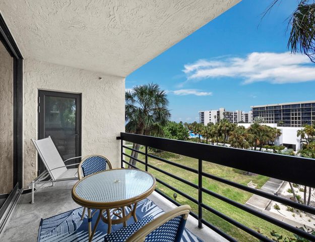 1075 GULF OF MEXICO DRIVE 205, Longboat Key, FL 34228