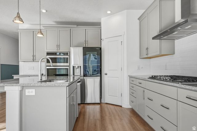 6073 W ESKER TERRACE LN, West Jordan, UT 84081