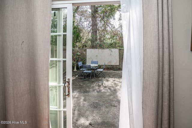 4505 N Kings Highway Apt D9, Myrtle Beach, SC 29577