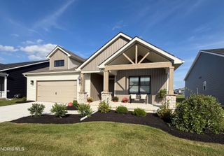 1324 Limerick Lane, Waterville, OH 43566