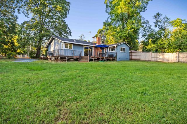 24662 Harrison St, Foresthill, CA 95631