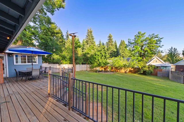 24662 Harrison St, Foresthill, CA 95631