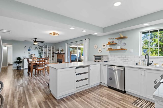 24662 Harrison St, Foresthill, CA 95631
