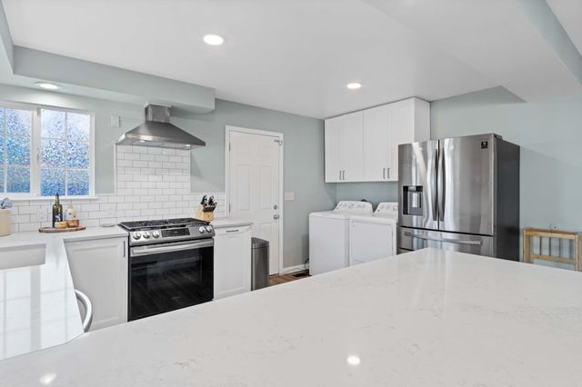 24662 Harrison St, Foresthill, CA 95631