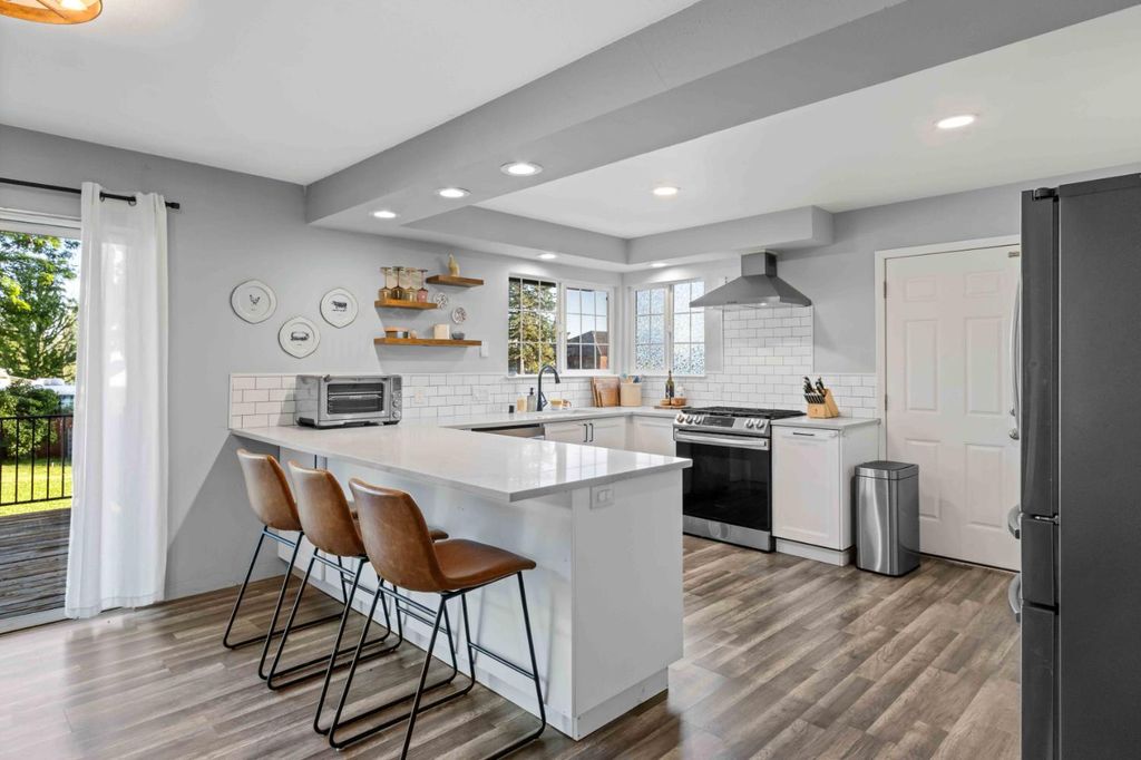 24662 Harrison St, Foresthill, CA 95631