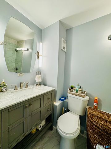 71 Strawberry Hill Avenue 421, Stamford, CT 06902