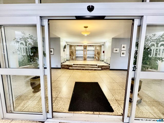 71 Strawberry Hill Avenue 421, Stamford, CT 06902