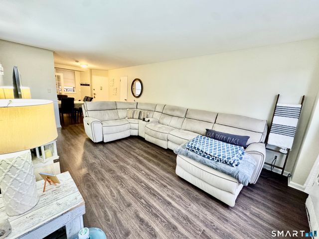 71 Strawberry Hill Avenue 421, Stamford, CT 06902