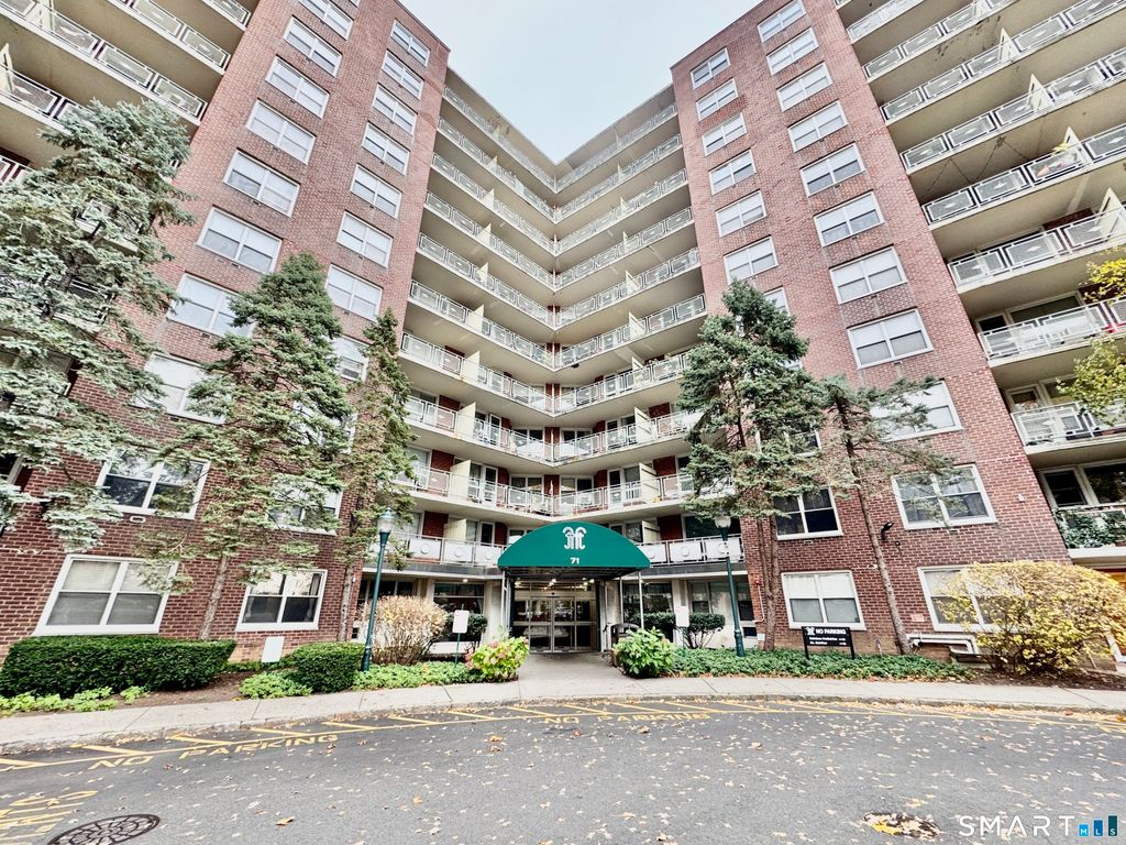 71 Strawberry Hill Avenue 421, Stamford, CT 06902