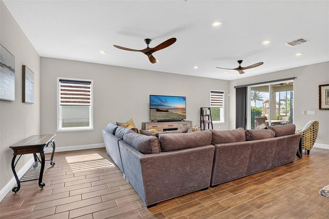 1522 NW 38TH AVENUE, Cape Coral, FL 33993