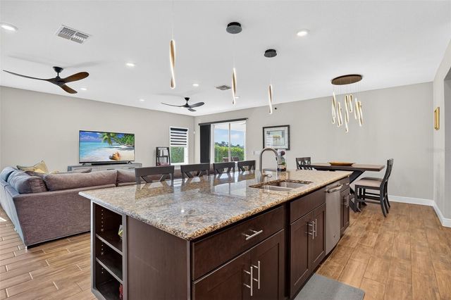 1522 NW 38TH AVENUE, Cape Coral, FL 33993