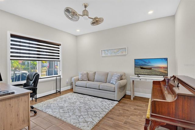 1522 NW 38TH AVENUE, Cape Coral, FL 33993