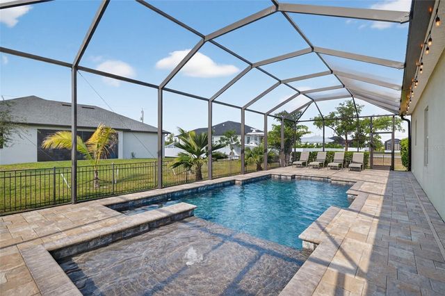 1522 NW 38TH AVENUE, Cape Coral, FL 33993