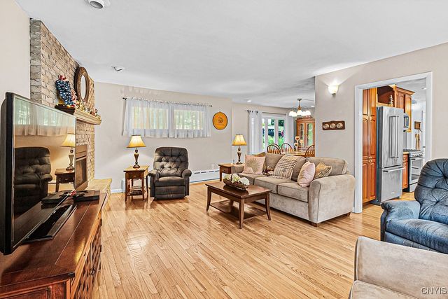 27 Fineview Drive, Deerfield, NY 13502