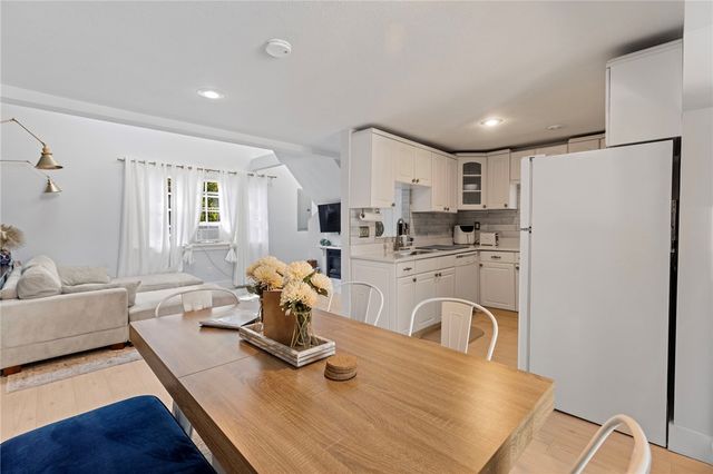 11 N Shore Street, Warwick, RI 02889