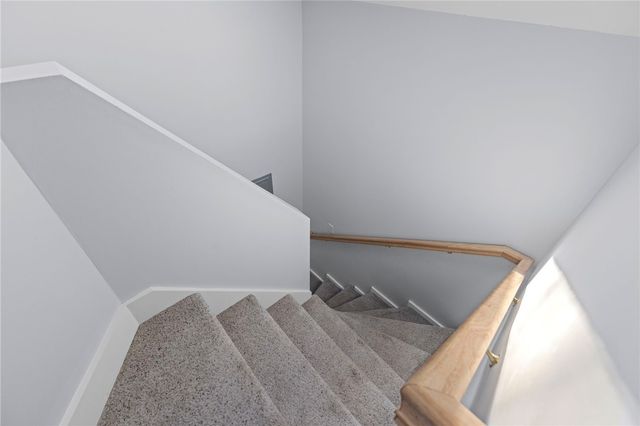 11 N Shore Street, Warwick, RI 02889