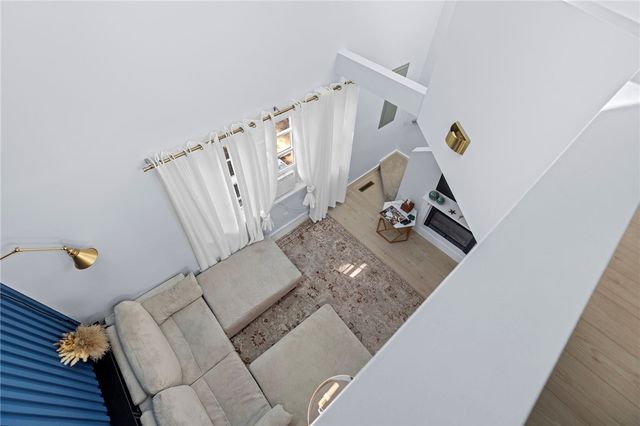 11 N Shore Street, Warwick, RI 02889
