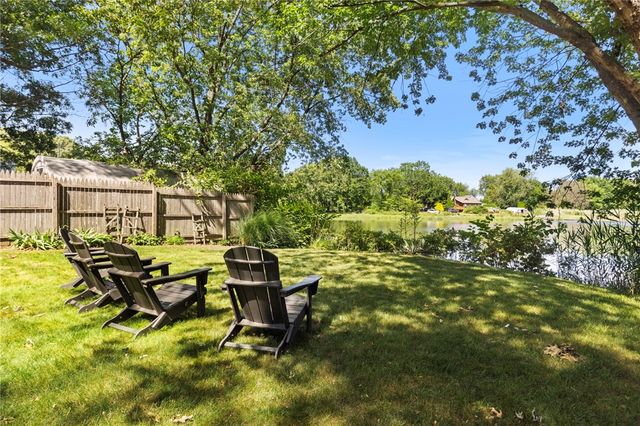 11 N Shore Street, Warwick, RI 02889