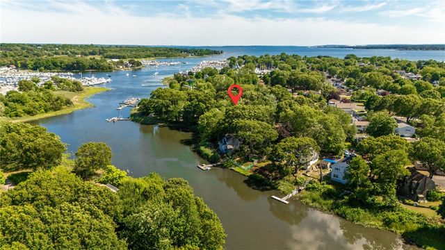 11 N Shore Street, Warwick, RI 02889