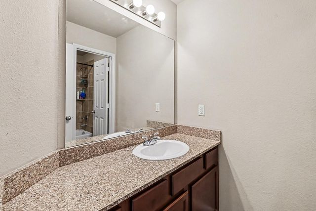 9735 Clear Diamond Drive, Rosharon, TX 77583