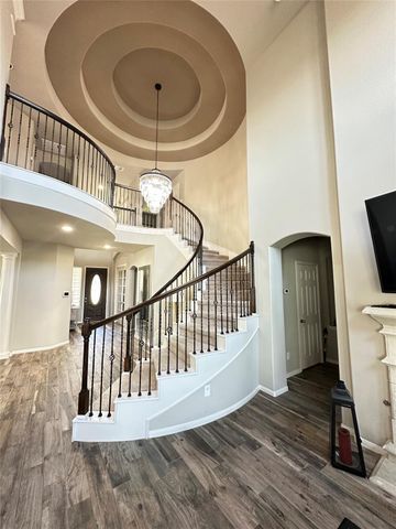 9735 Clear Diamond Drive, Rosharon, TX 77583