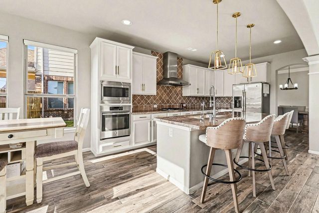 9735 Clear Diamond Drive, Rosharon, TX 77583