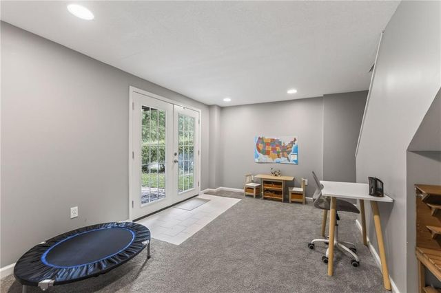 8019 N Brooklyn Avenue, Kansas City, MO 64118