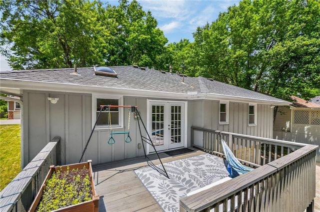 8019 N Brooklyn Avenue, Kansas City, MO 64118
