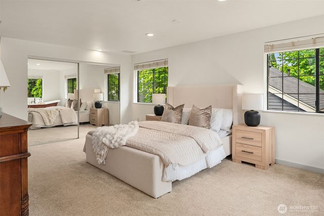 524 7th Ave, Kirkland, WA 98033