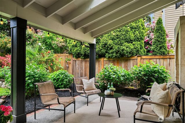 524 7th Ave, Kirkland, WA 98033