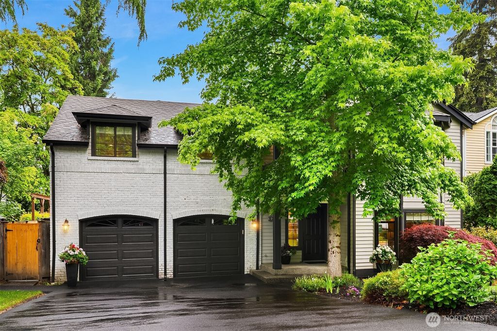 524 7th Ave, Kirkland, WA 98033