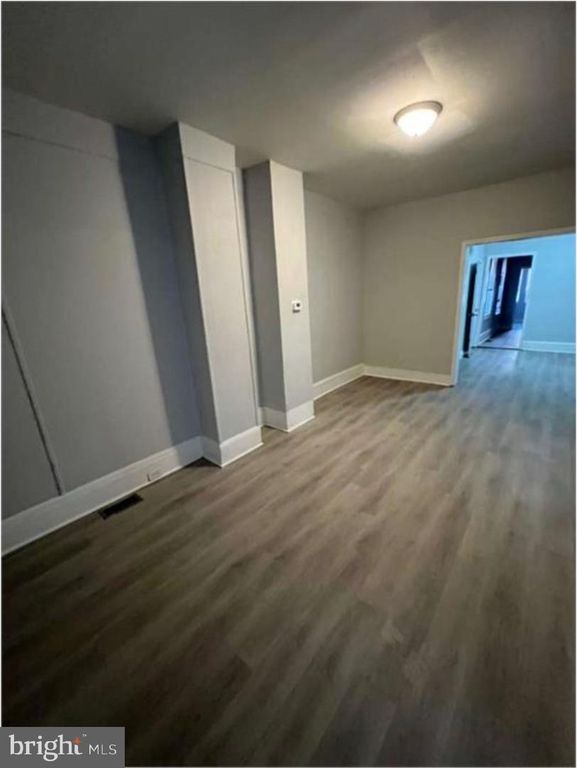 5547 W JEFFERSON ST, PHILADELPHIA, PA 19131 — photo 2