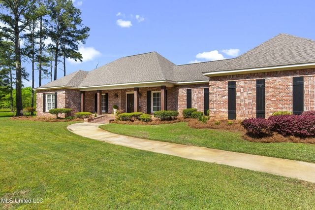 211 Lake Terrace Place, Brandon, MS 39047