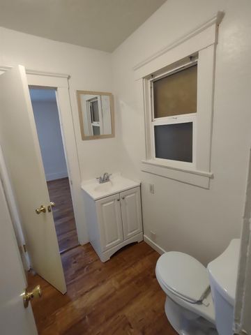 2365 E Church St, Stockton, CA 95205