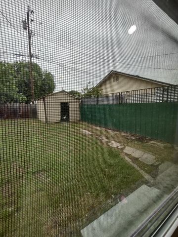 2365 E Church St, Stockton, CA 95205