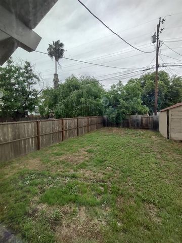 2365 E Church St, Stockton, CA 95205