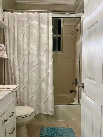 6614 64TH, Bradenton, FL 34203