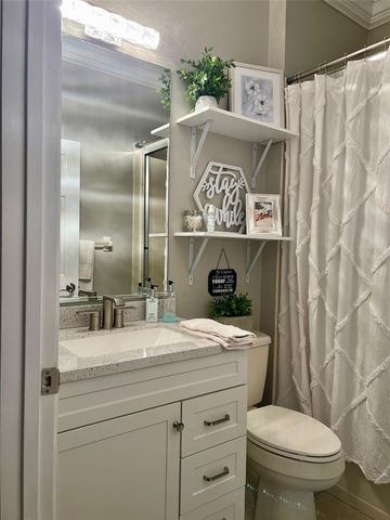 6614 64TH, Bradenton, FL 34203