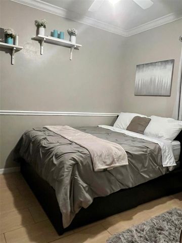 6614 64TH, Bradenton, FL 34203