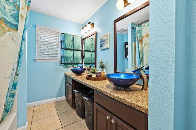 981 County Road 4918, Trenton, TX 75490