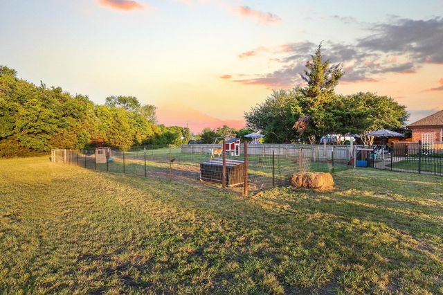 981 County Road 4918, Trenton, TX 75490