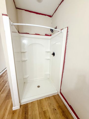 828 Gracey Ave, Clarksville, TN 37040