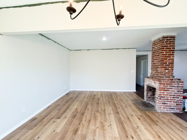 828 Gracey Ave, Clarksville, TN 37040