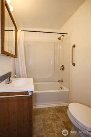 915 Soule Avenue, Hoquiam, WA 98550