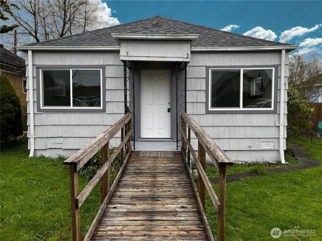 915 Soule Avenue, Hoquiam, WA 98550